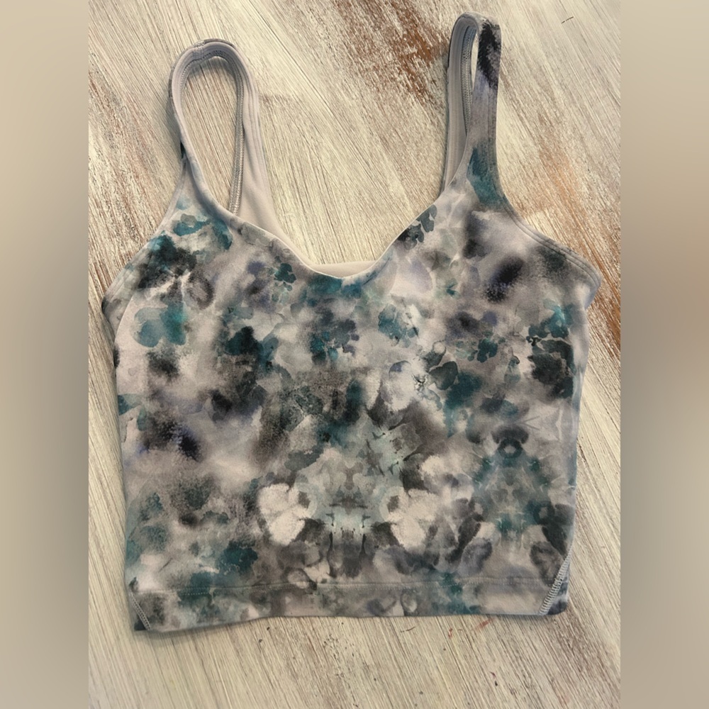 Women’s Lululemon Flow Y Bra Nulu Size 2